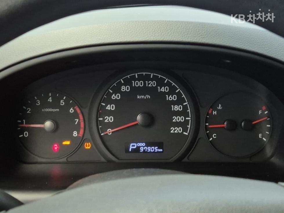 Hyundai Starex — miniaturë 6