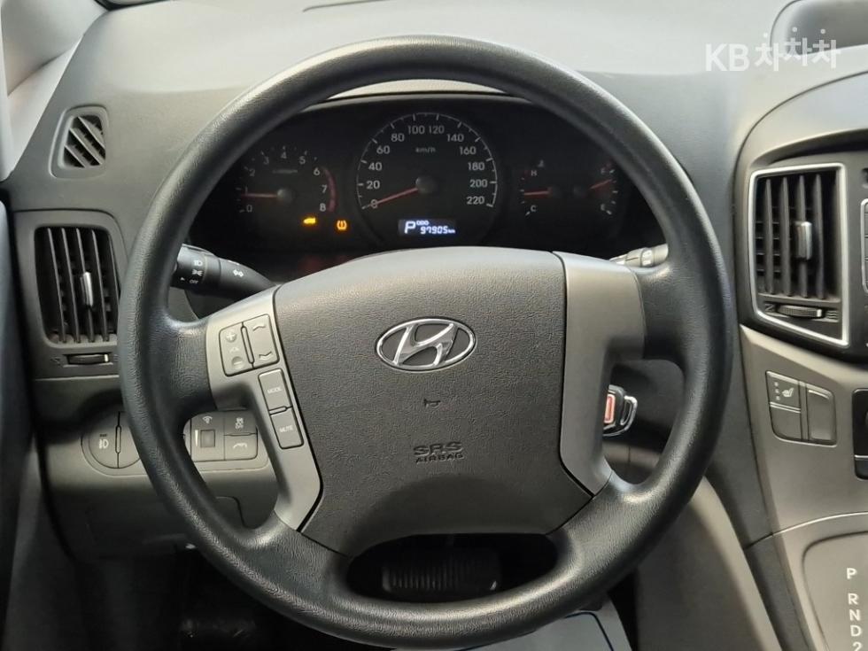 Hyundai Starex — miniaturë 9