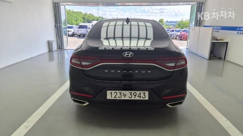 Hyundai Grandeur — miniaturë 3