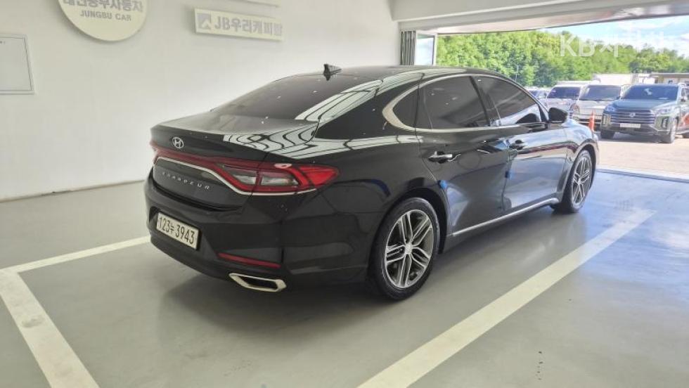 Hyundai Grandeur — miniaturë 4