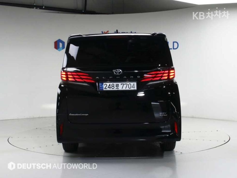 Toyota Alphard — miniaturë 4