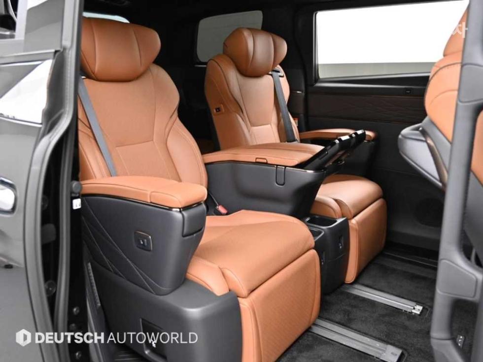 Toyota Alphard — miniaturë 12