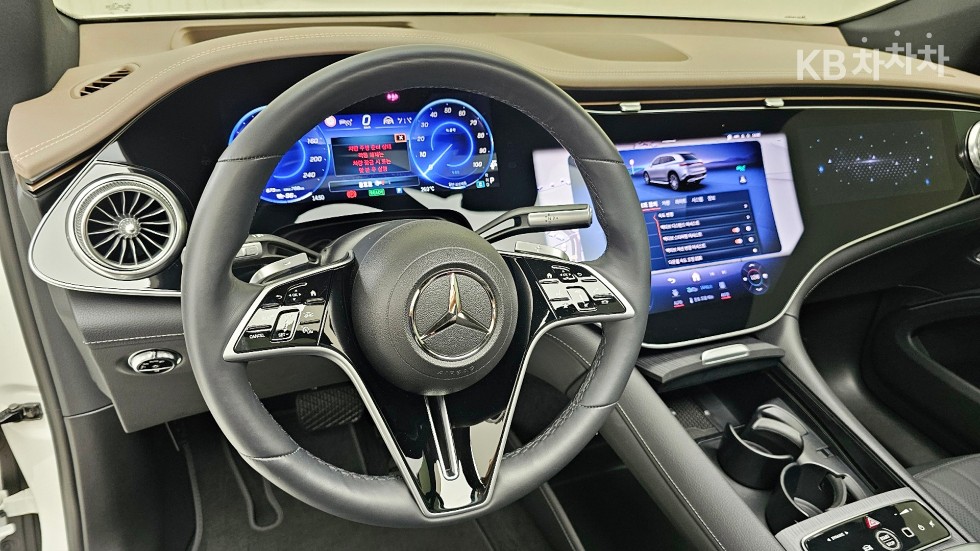 Mercedes-Benz EQS — miniaturë 10