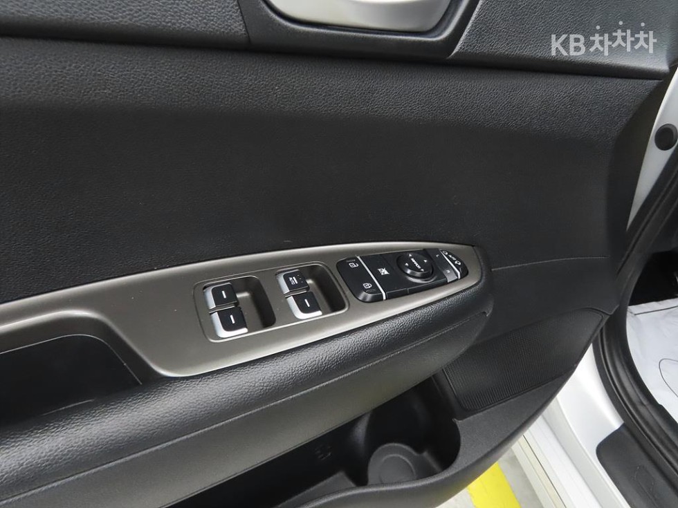 Kia K5 — miniaturë 15