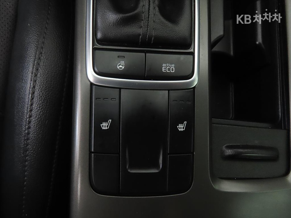 Kia K5 — miniaturë 17