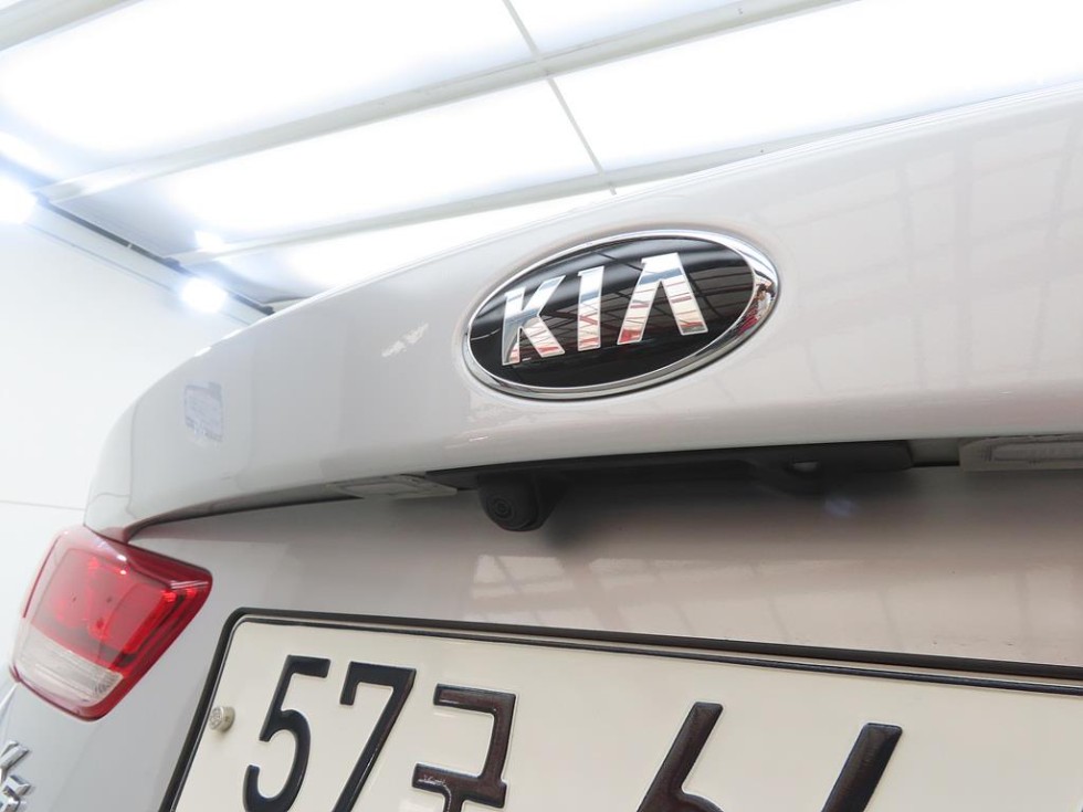 Kia K5 — miniaturë 18