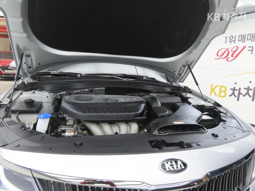 Kia K5 — miniaturë 19