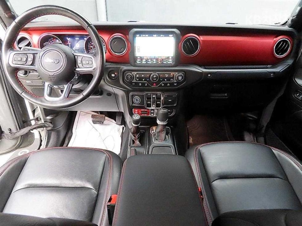 2022 Jeep Used Car photo