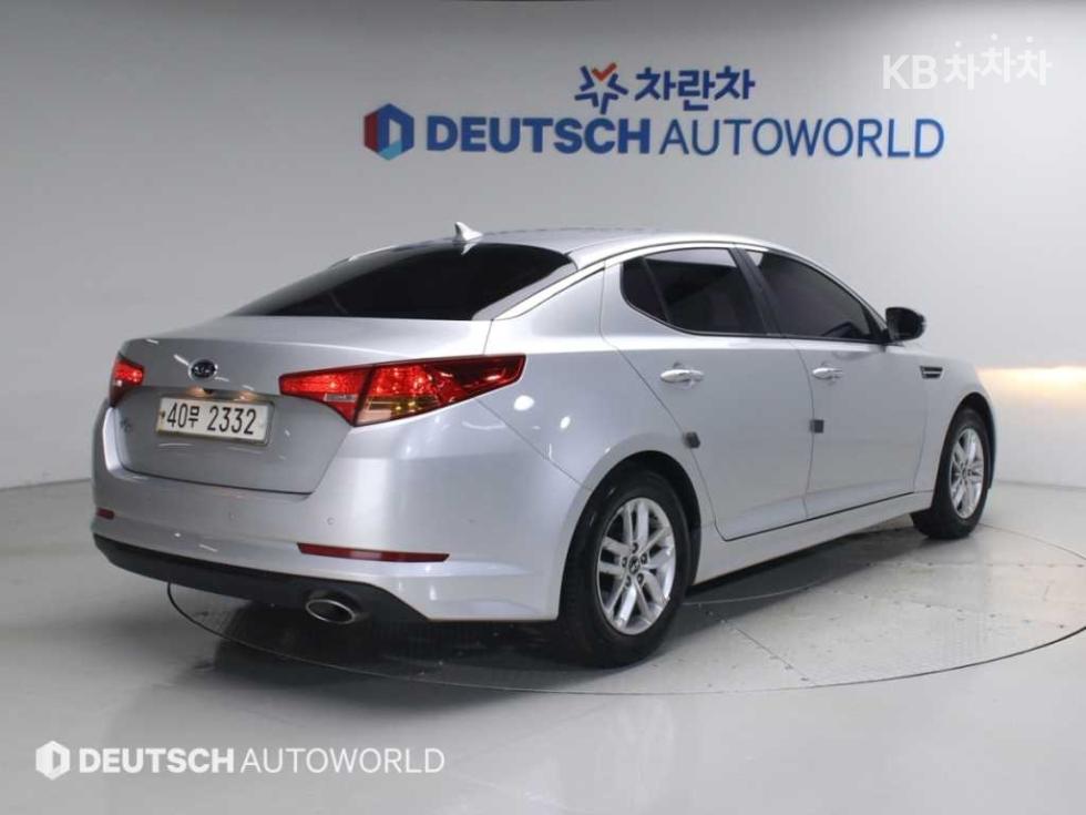 Kia K5 — miniaturë 4