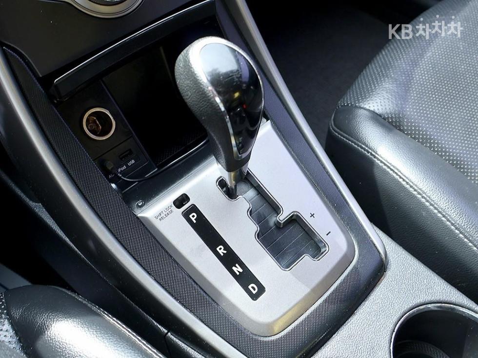 Hyundai Avante — miniaturë 7