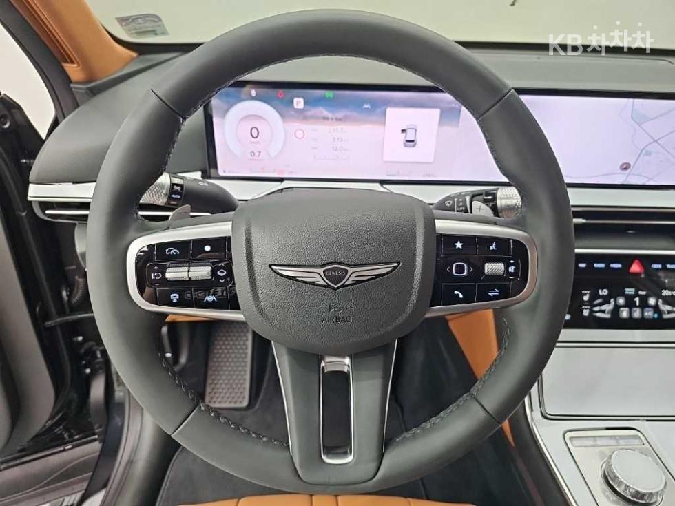 2024 Genesis GV80 photo