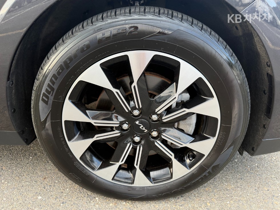 Kia Carnival — miniaturë 28