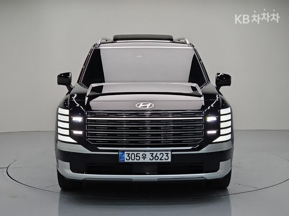2025 Hyundai Used Car photo