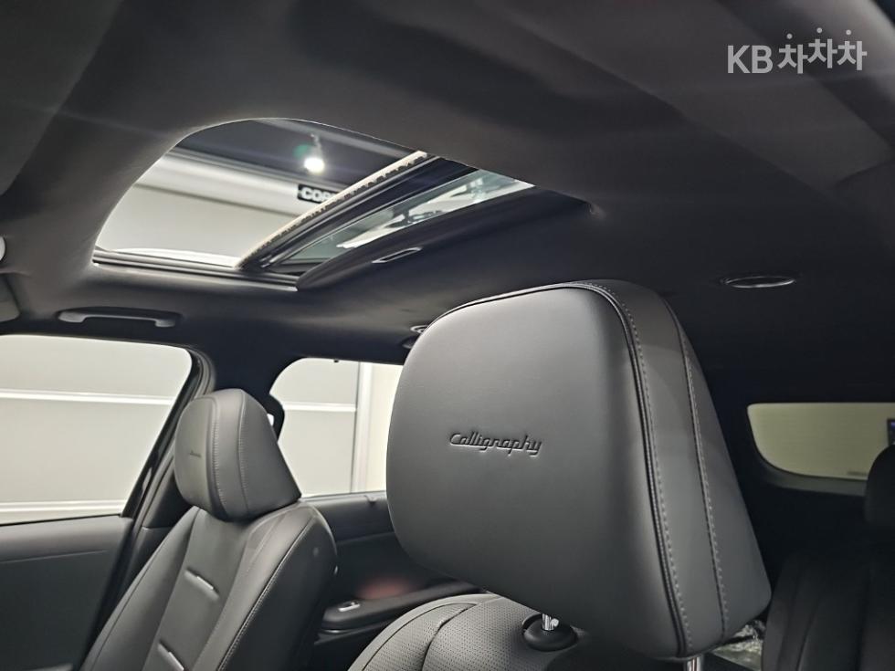 2025 Hyundai Used Car photo