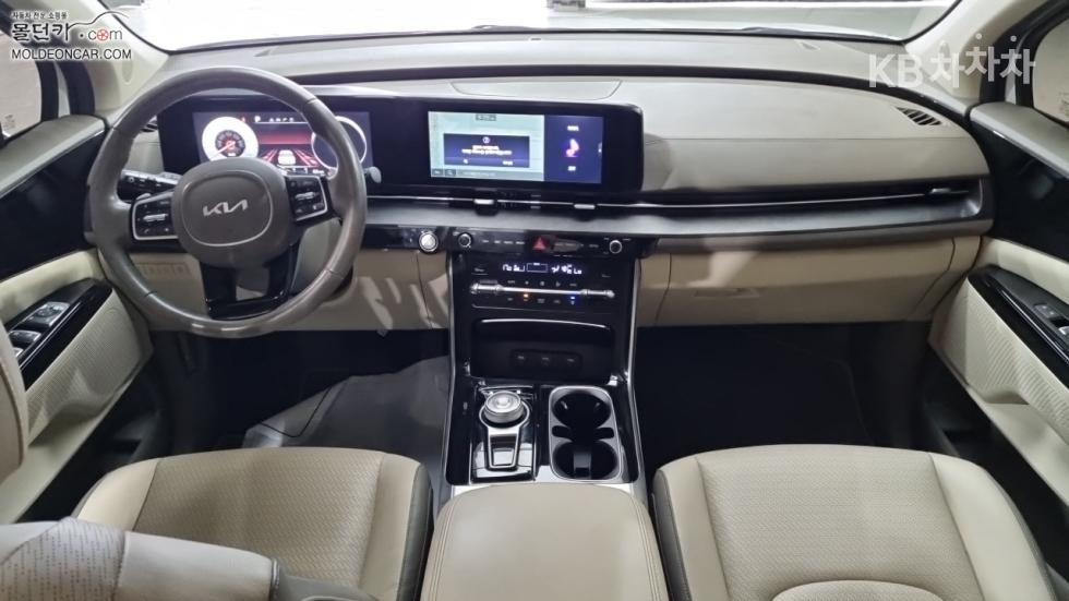 Kia Carnival — miniaturë 7