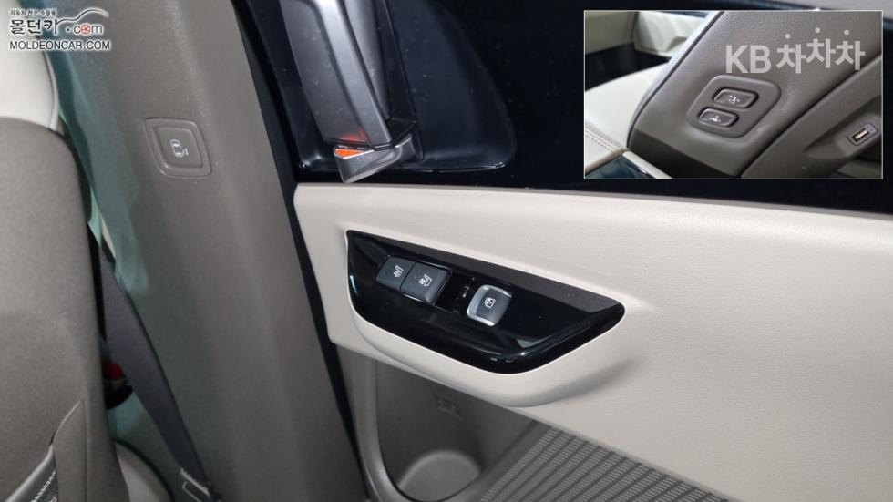 Kia Carnival — miniaturë 17