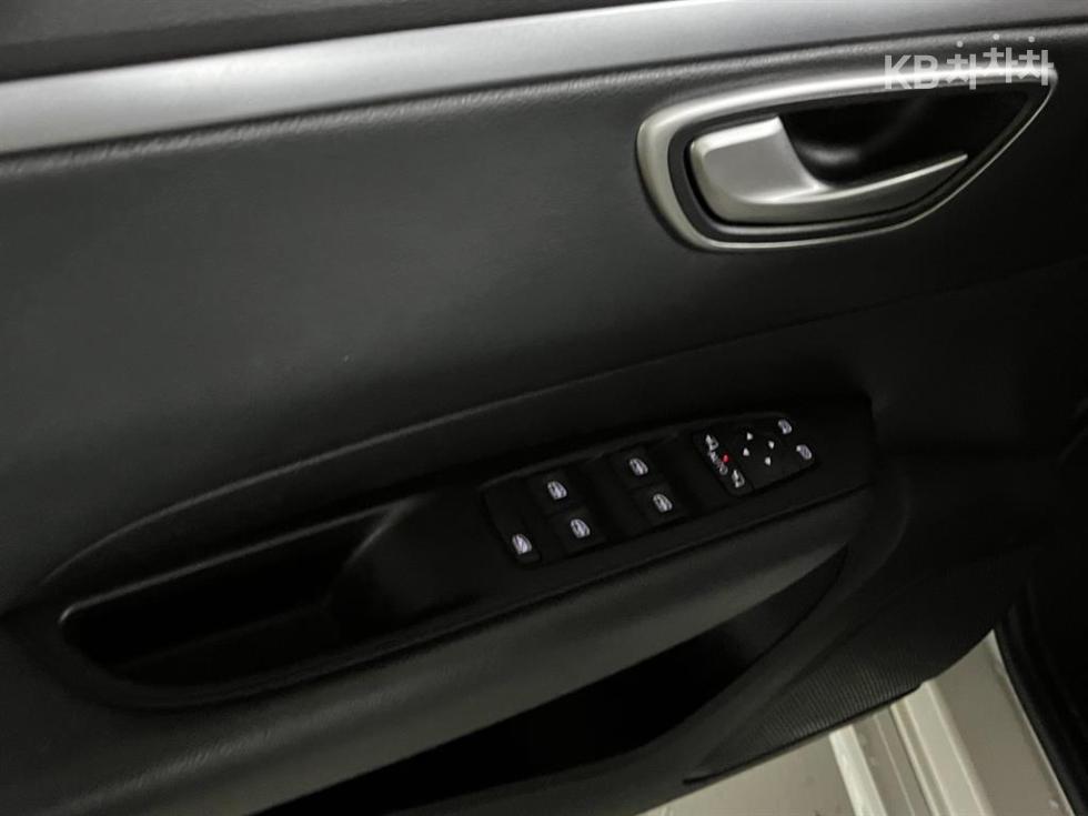 Renault Samsung SM6 — miniaturë 12