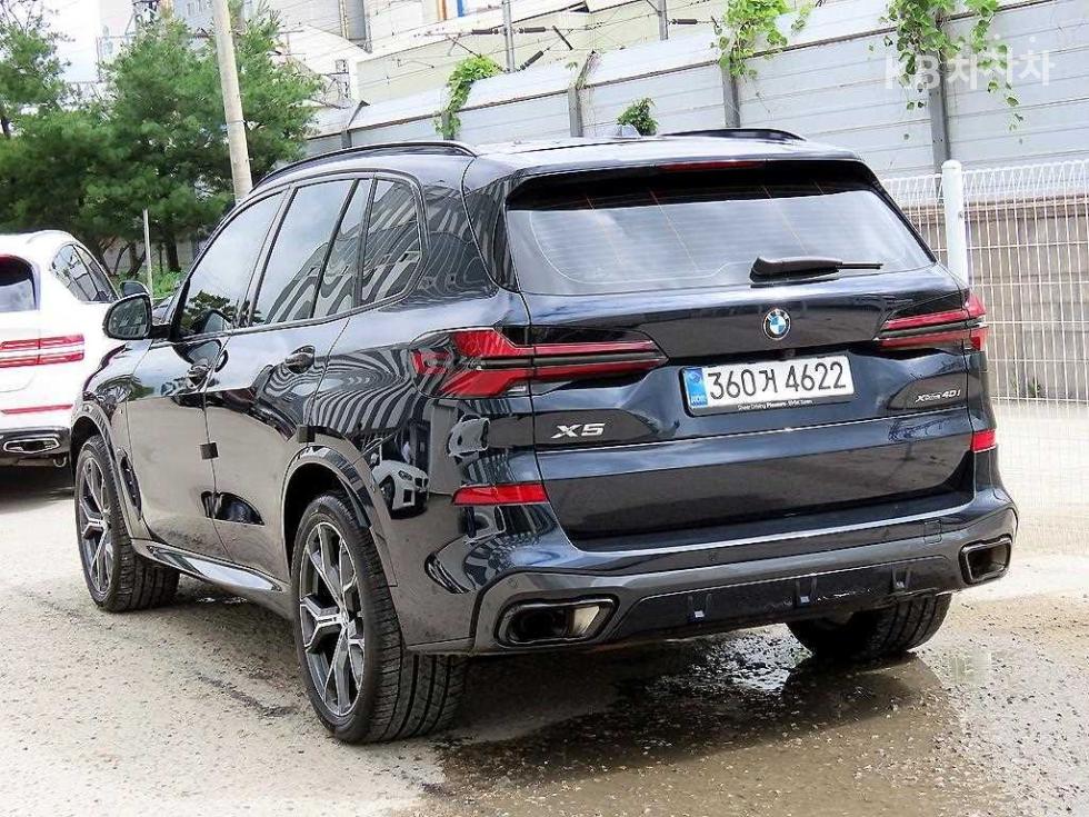 BMW X5 — miniaturë 3
