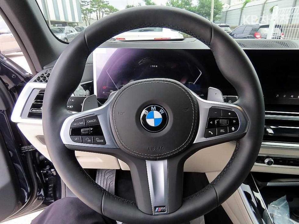 BMW X5 — miniaturë 8
