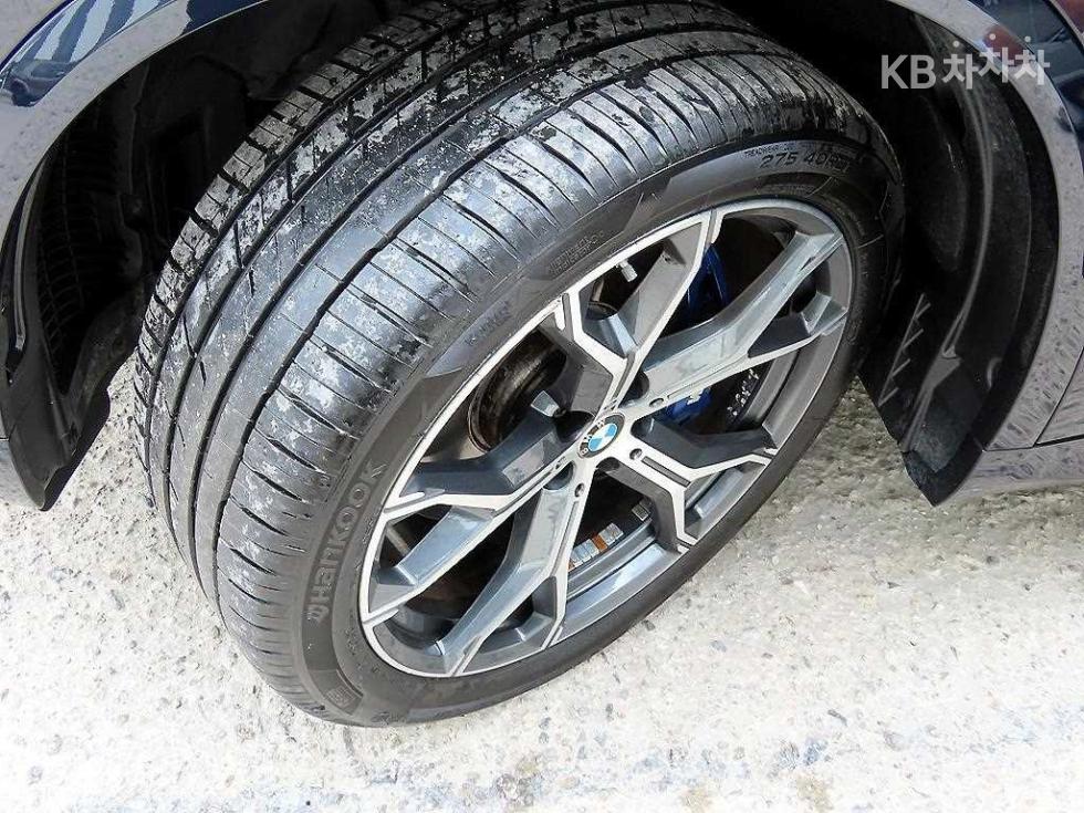 BMW X5 — miniaturë 20