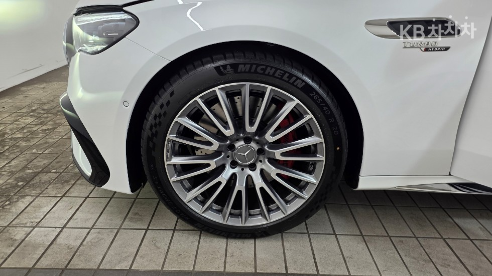 Mercedes-Benz E-klasse — miniaturë 7