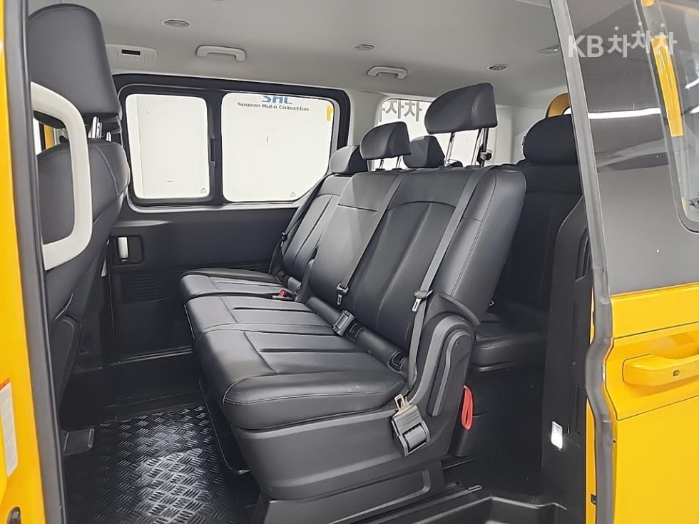 Hyundai Staria — miniaturë 12