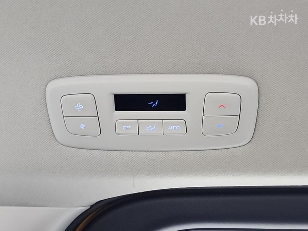 Hyundai Staria — miniaturë 13