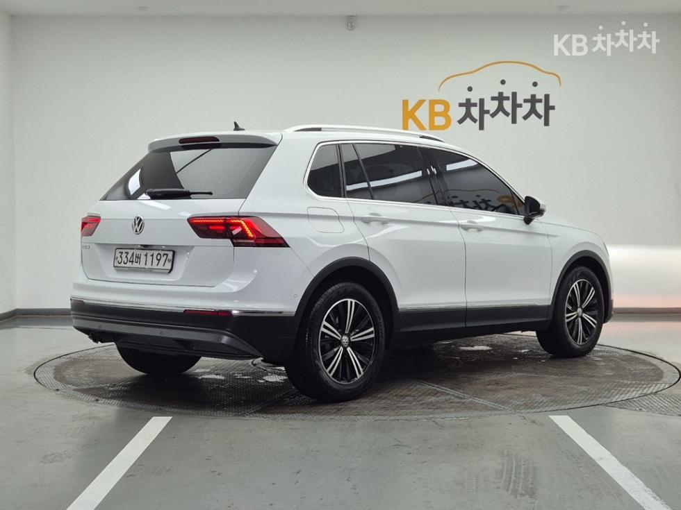 Volkswagen Tiguan — miniaturë 4