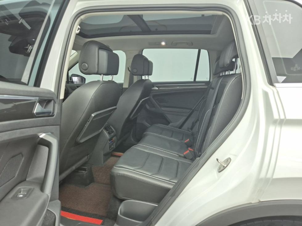 Volkswagen Tiguan — miniaturë 12