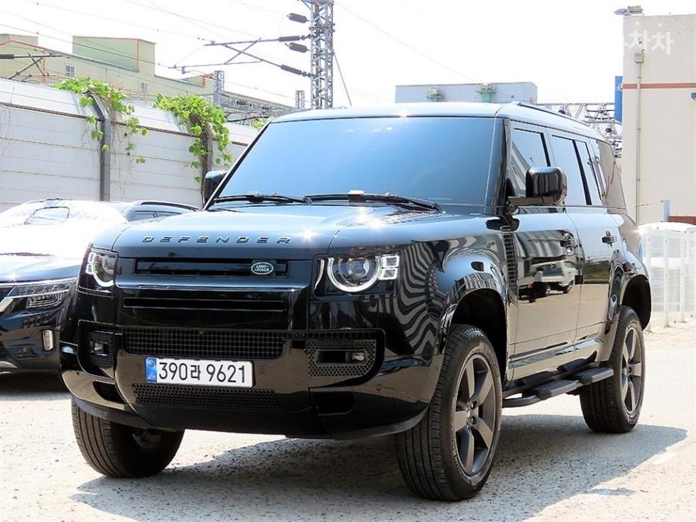 Land Rover Defender — miniaturë 2