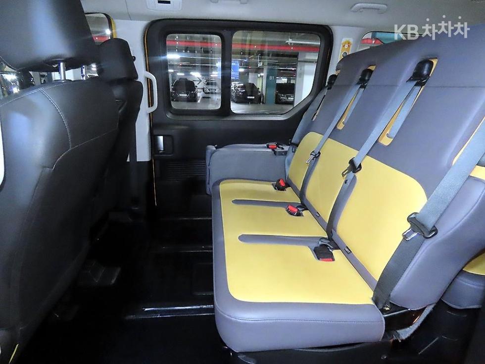 Hyundai Staria — miniaturë 7