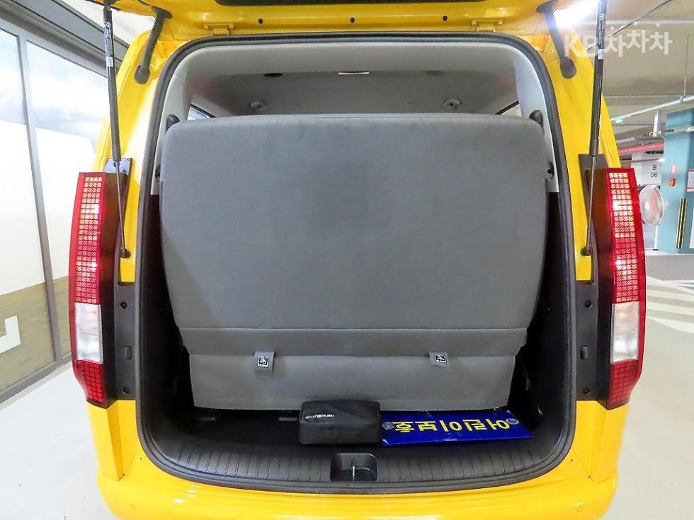 Hyundai Staria — miniaturë 16