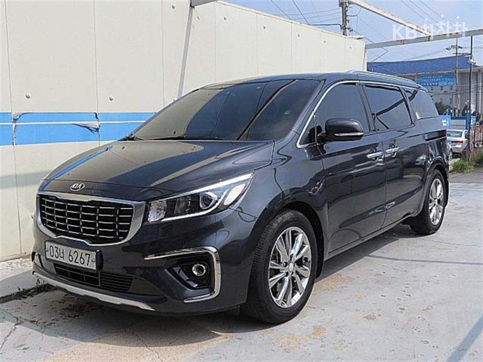 Kia Carnival — miniaturë 2