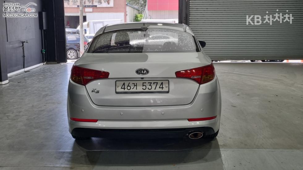 Kia K5 — miniaturë 4