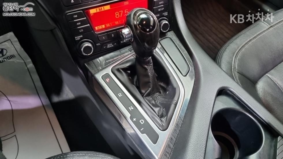 Kia K5 — miniaturë 14