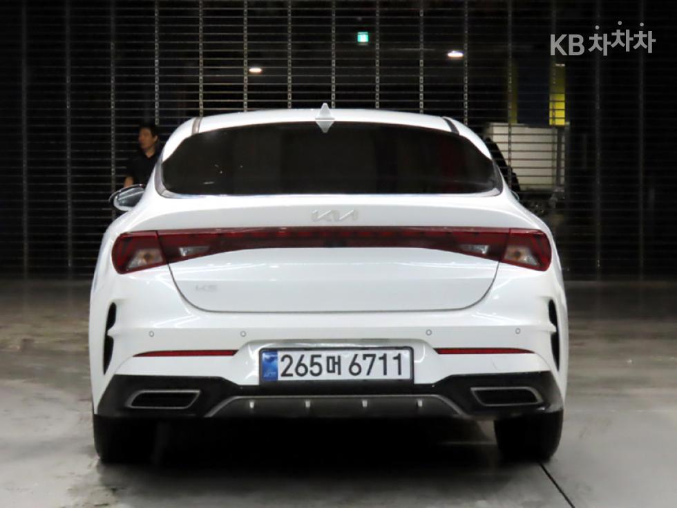 Kia K5 — miniaturë 3