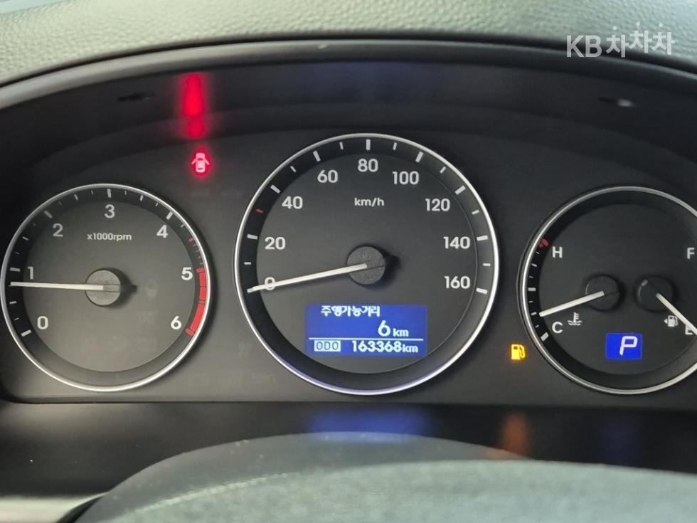 Hyundai Starex — miniaturë 6