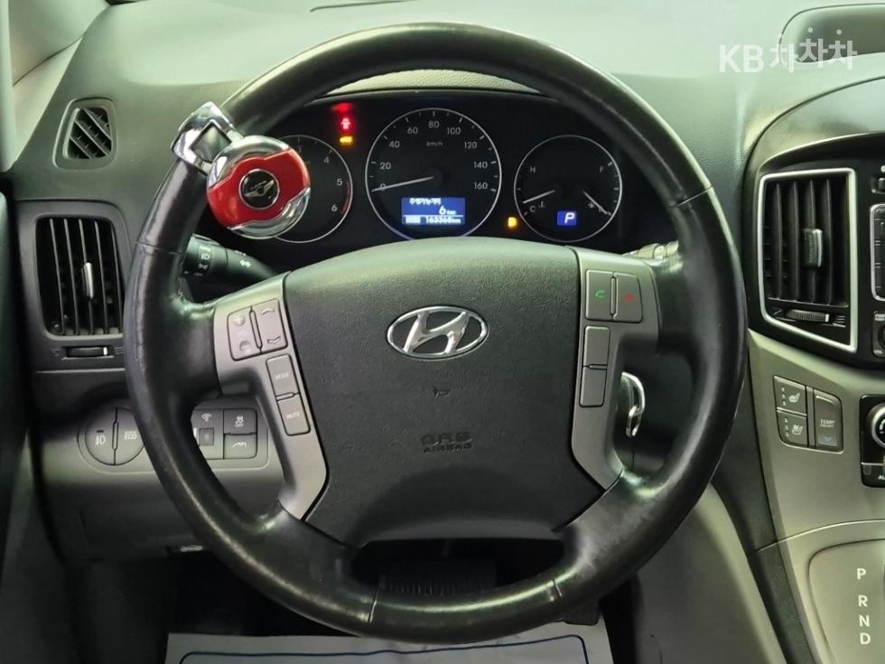 Hyundai Starex — miniaturë 9