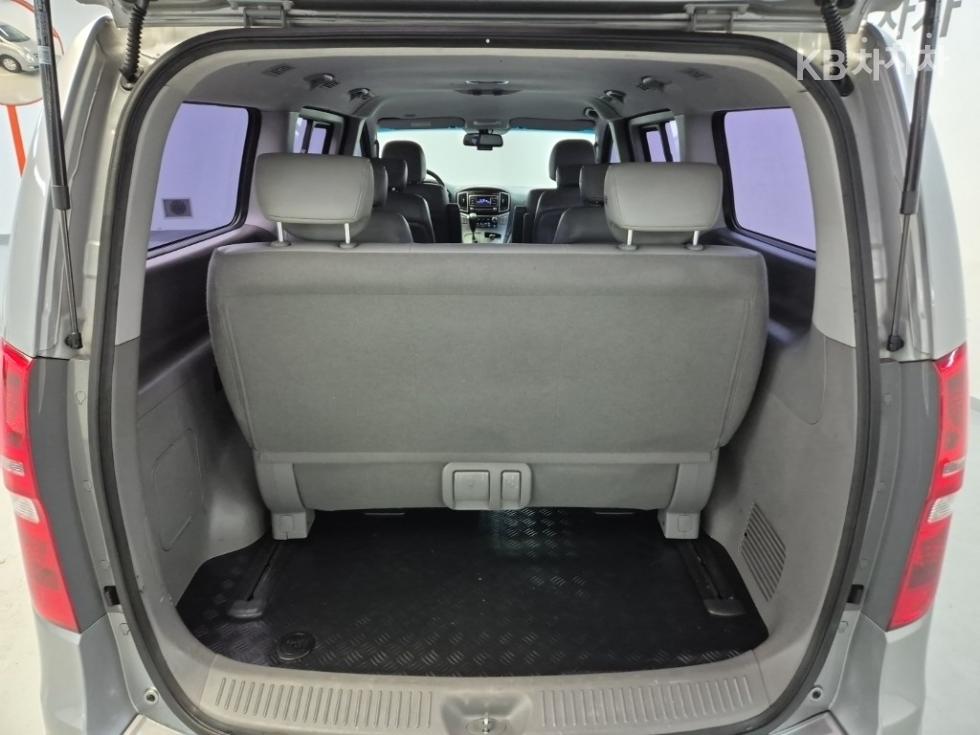 Hyundai Starex — miniaturë 16