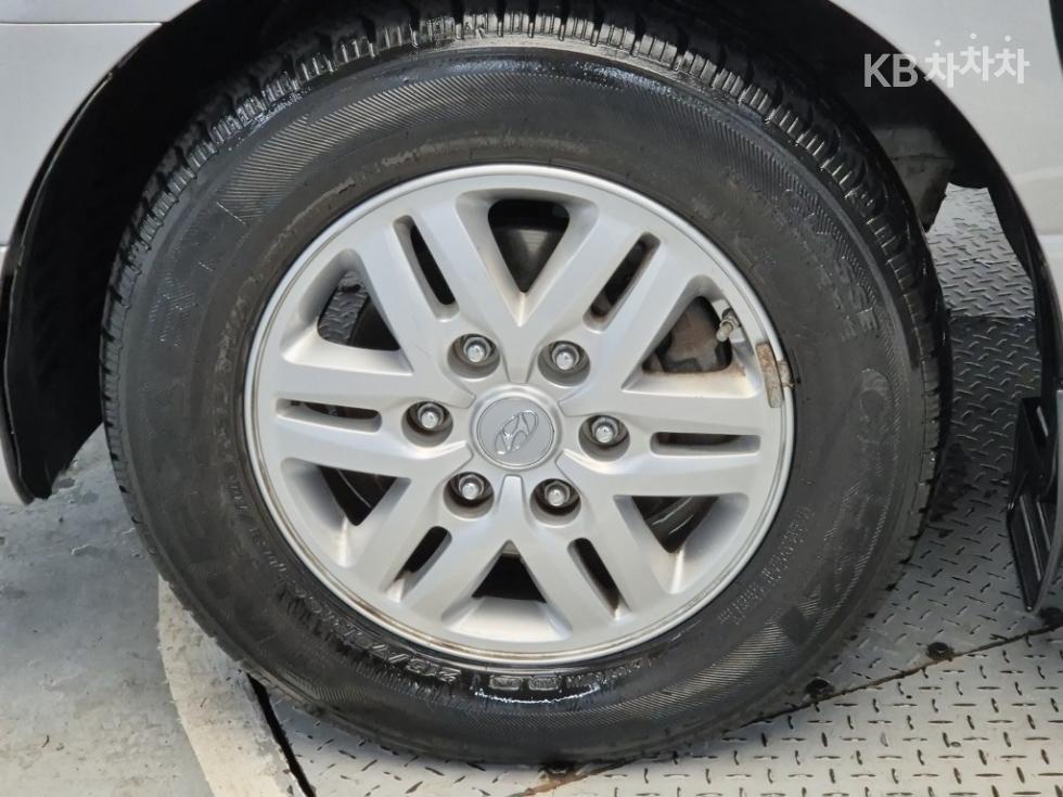 Hyundai Starex — miniaturë 17