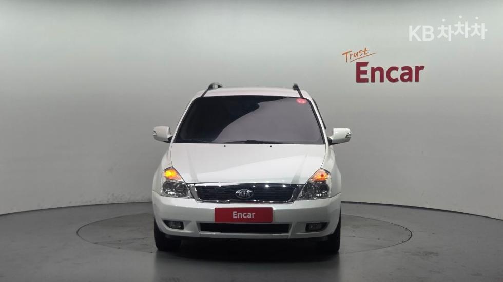 Kia Carnival — miniaturë 2
