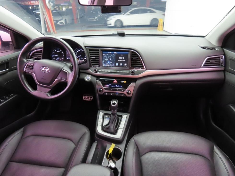 Hyundai Avante — miniaturë 5