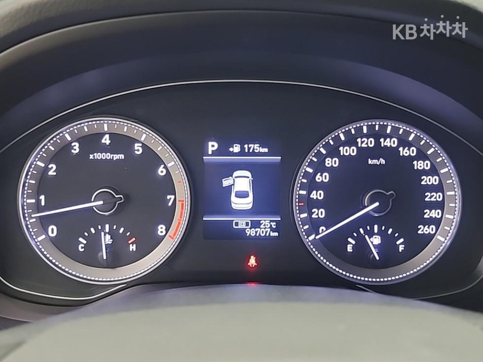 Hyundai Grandeur — miniaturë 6