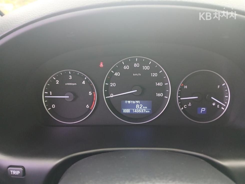 Hyundai Starex — miniaturë 6