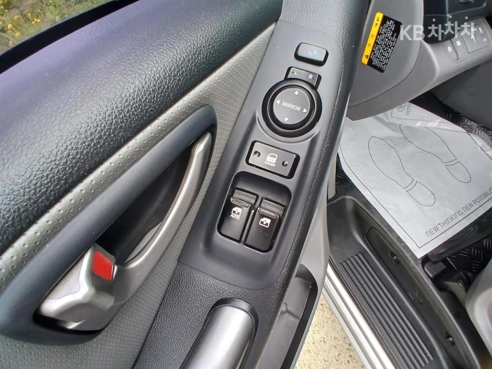 Hyundai Starex — miniaturë 13
