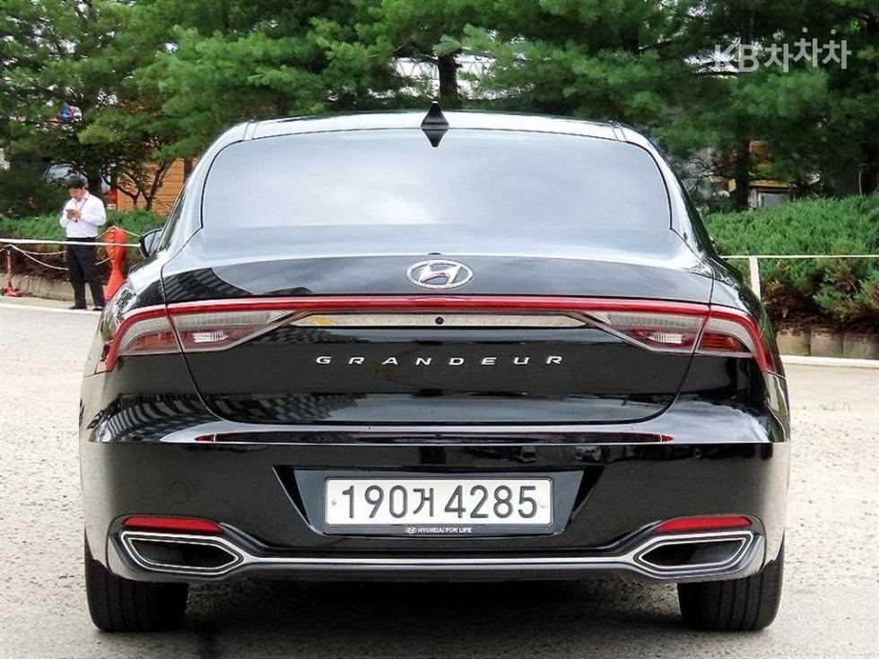 Hyundai Grandeur — miniaturë 4