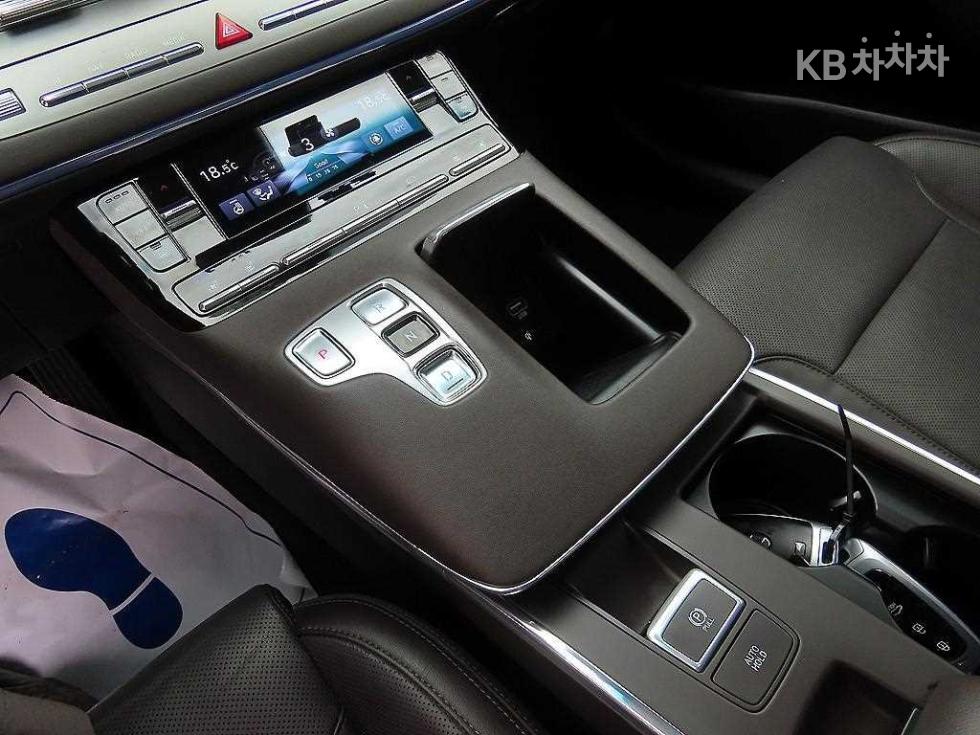 Hyundai Grandeur — miniaturë 10