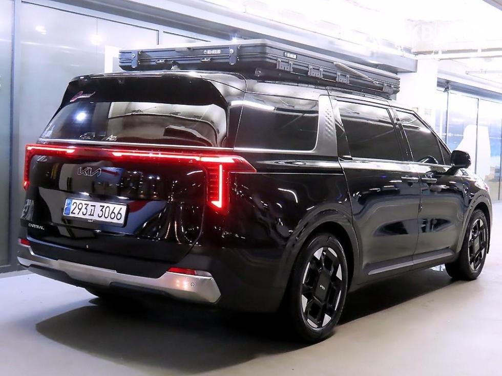 Kia Carnival — miniaturë 4