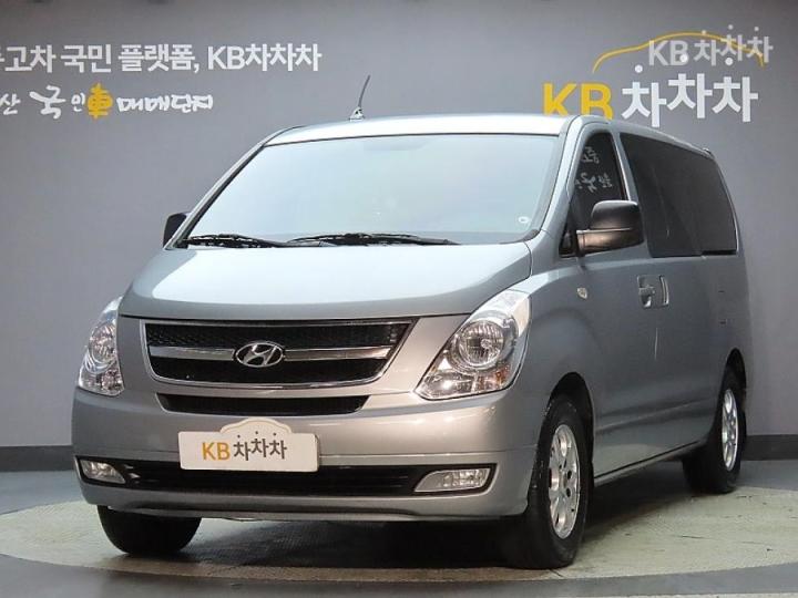Hyundai Starex 5인승 밴 CVX — foto 1