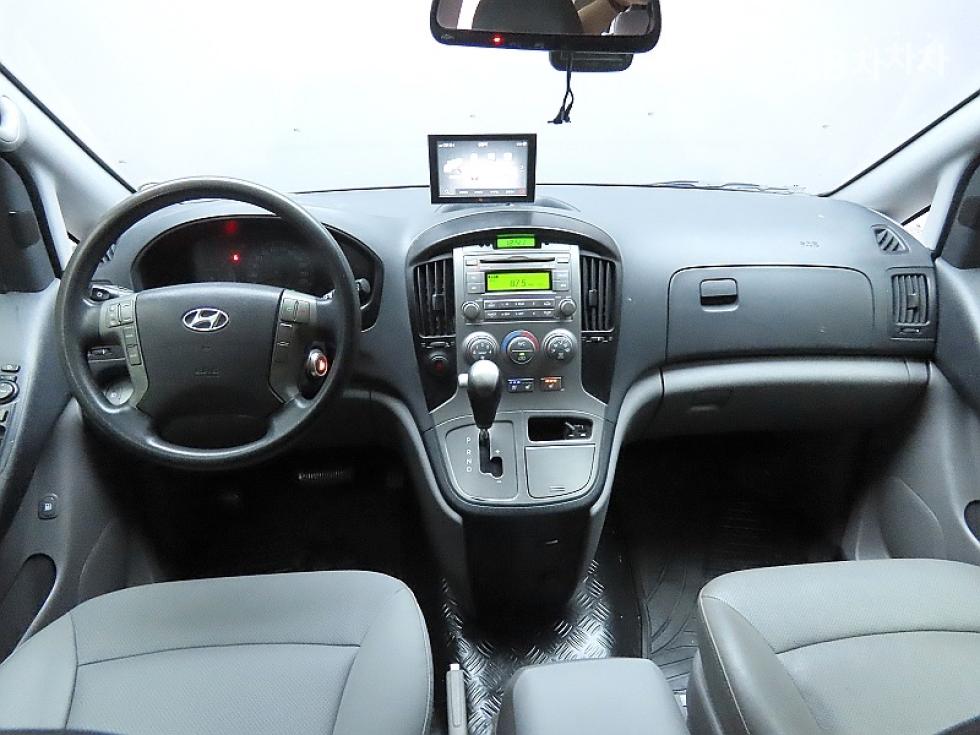 Hyundai Starex — miniaturë 6